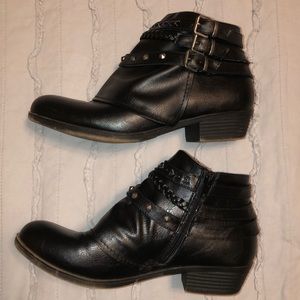 Sugar black booties size 9